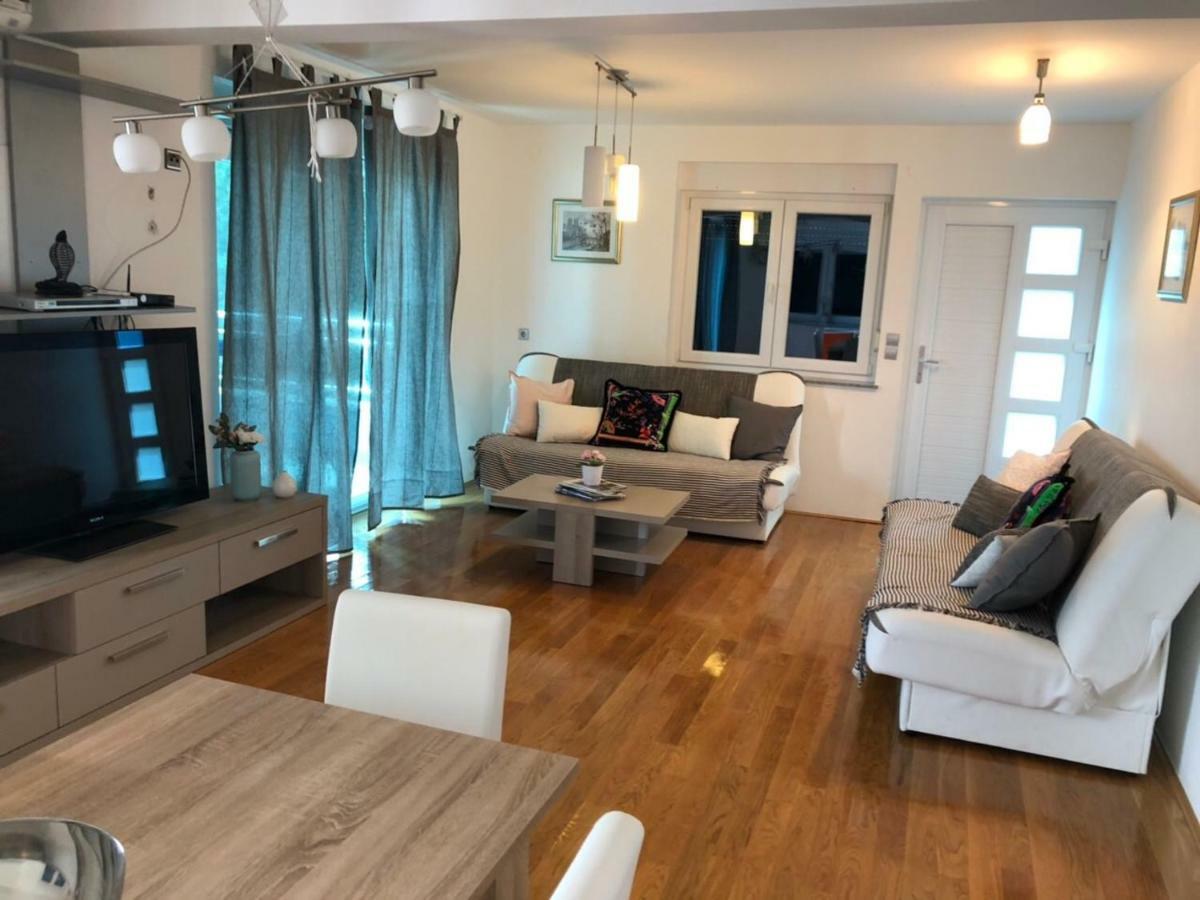 Apartment Nicole Novalja Εξωτερικό φωτογραφία